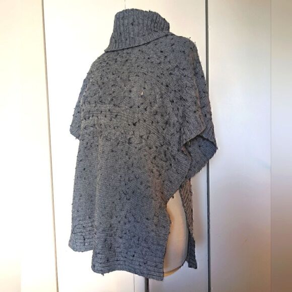 Long Tall Sally S Bobble Cable Knit Button Side Turtleneck Poncho - Picture 1 of 13